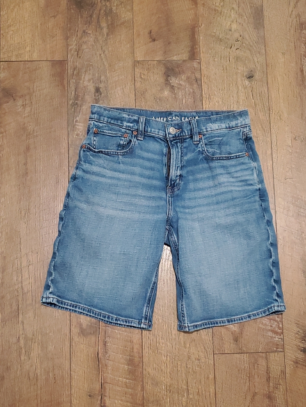 American Eagle Outfitters Men's Light Wash Denim Jean Shorts